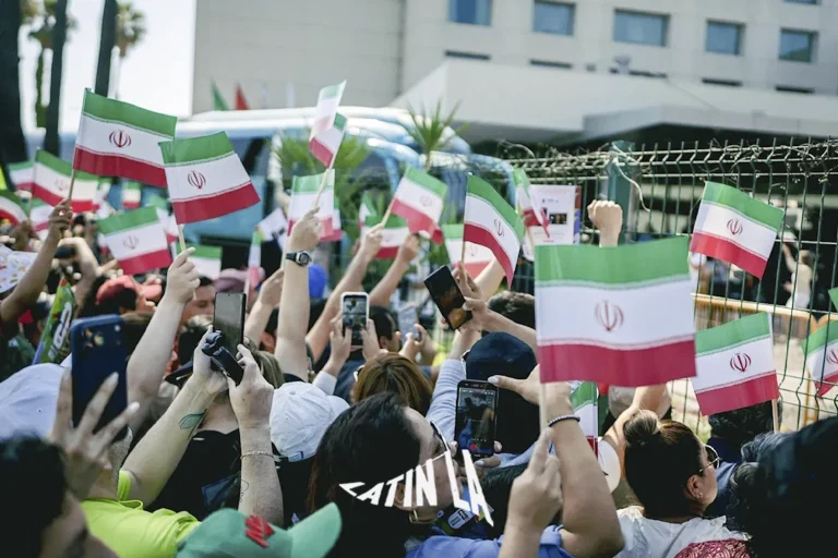 Selección de Irán deja Tijuana para L.A. mientras Trump anuncia acuerdo con Teherán y reapertura del Estrecho de Ormuz