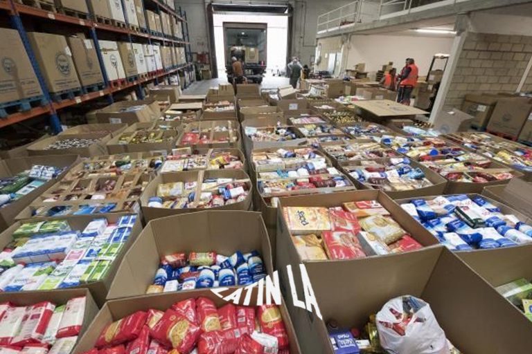 Los Ángeles distribuirá alimentos gratuitos para apoyar a familias de la comunidad