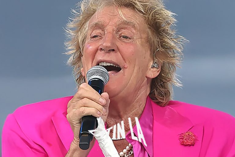 Rod Stewart se despide de Hollywood con una presentación que reafirma su legado musical
